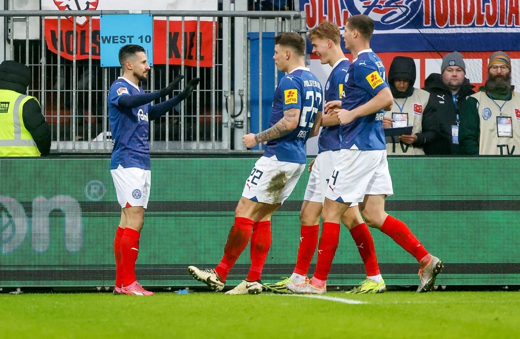 Holstein Kiel feierte einen Heimsieg gegen den FC Schalke 04.