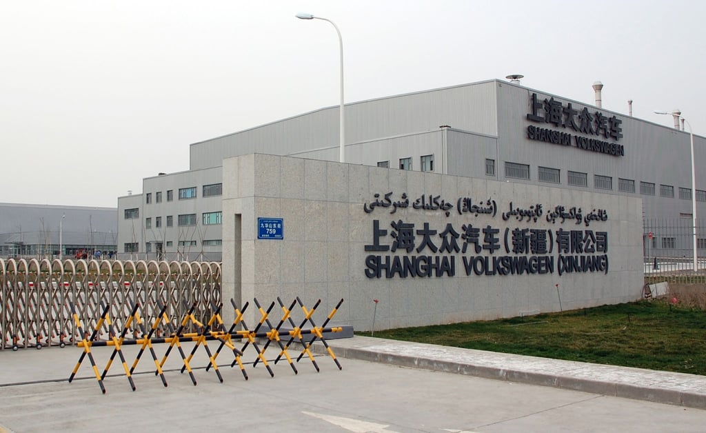 VW betreibt ein Werk in Xinjiang.