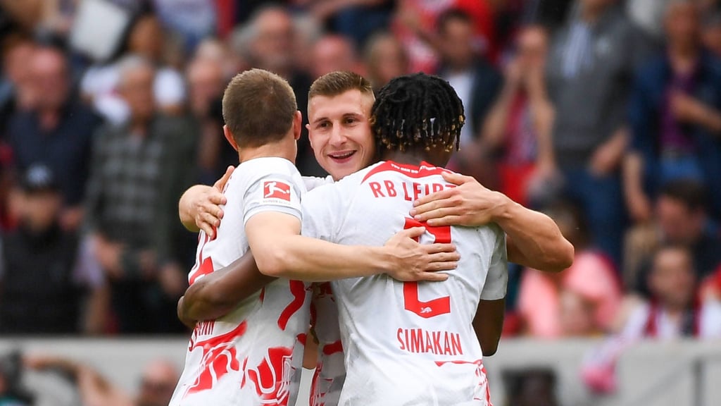 Gemeinsam gegen Real in der Abwehr: Lukas Klostermann, Willi Orban und Mo Simakan (v.l.)