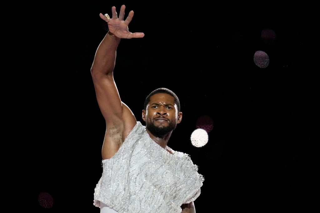 Usher hatte in der Halbzeitpause des Super Bowls einen großen Auftritt.