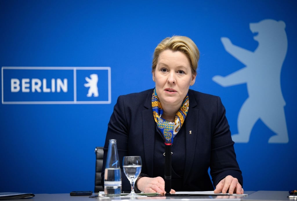 Berlins Wirtschaftssenatorin Franziska Giffey (SPD) bei einer Pressekonferenz.