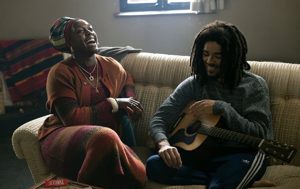 Lashana Lynch als Rita Marley und Kingsley Ben-Adir als Bob Marley in einer Szene des Films „Bob Marley: One Love“.