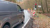 Auf der Straße zwischen Bad Suderode und Friedrichsbrunn ist ein etwa 200 Meter langer Abschnitt seit März vergangenen Jahres halbseitig gesperrt. 