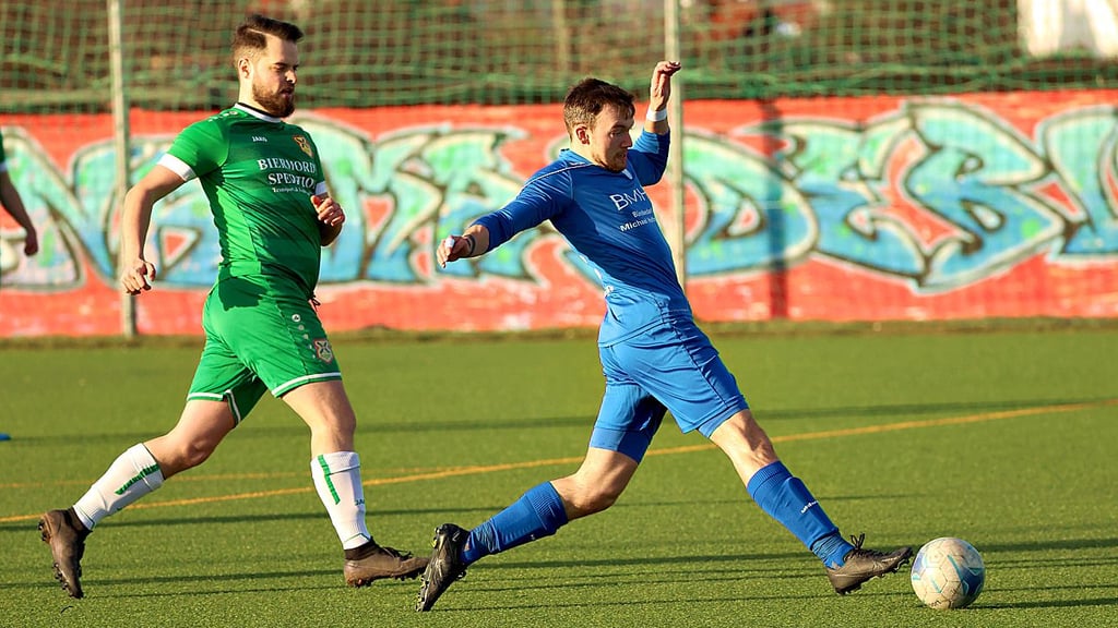 Bastian Schäfer (r.) und die Fortunen starten beim MSV Börde.
