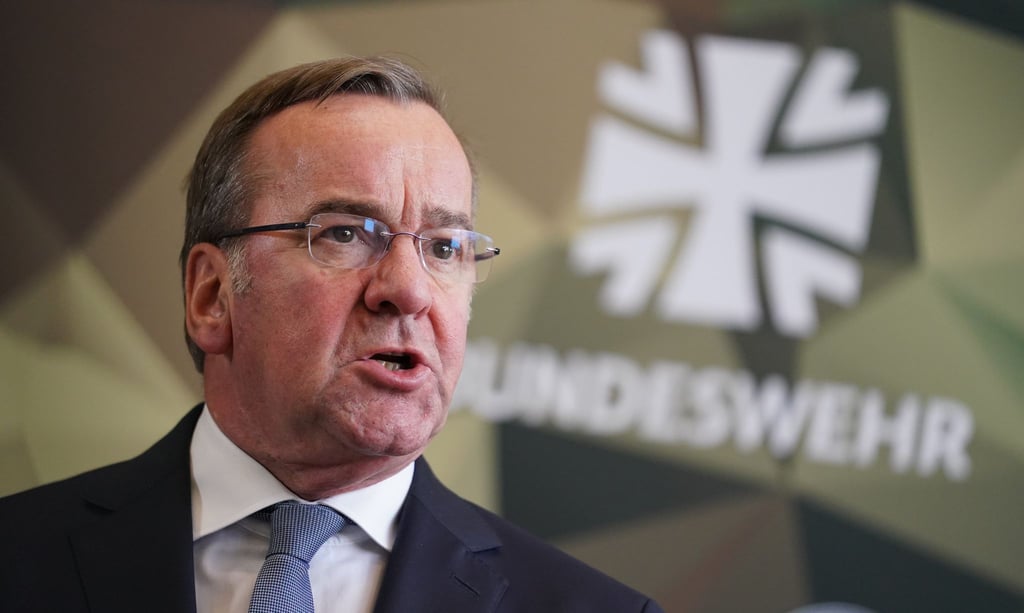 Boris Pistorius (SPD) will anstelle eines weiteren Sondervermögens lieber, dass der Verteidigungsetat im regulären Bundeshaushalt steigt.