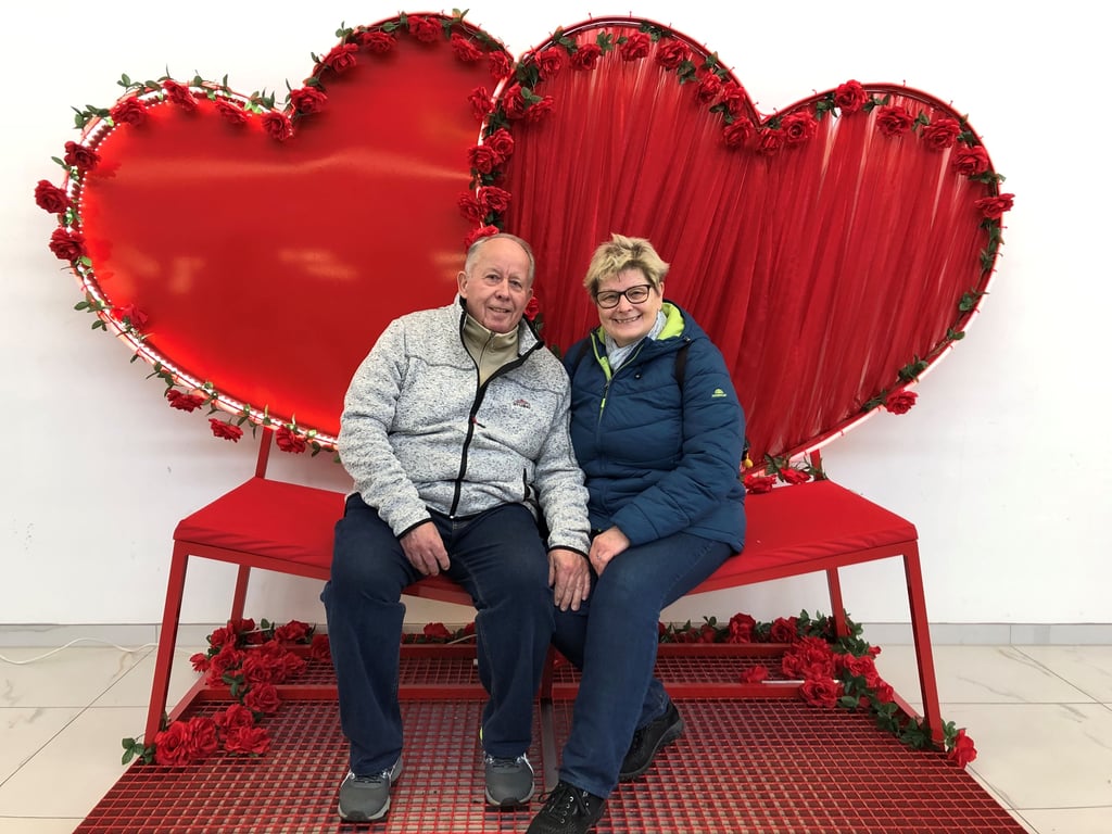 Bernd und Roswitha Bresdrich aus Weißenfels sind seit 47 Jahren verheiratet. „Die Liebe muss man sich nicht nur am Valentinstag, sondern das ganze Jahr über zeigen“, finden sie.