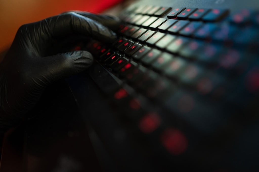 Meta warnt vor einer großen Zahl oft kurzlebiger russischer Fake-Accounts, deren Ziel es sei, die Unterstützung der Ukraine im Westen zu schwächen.