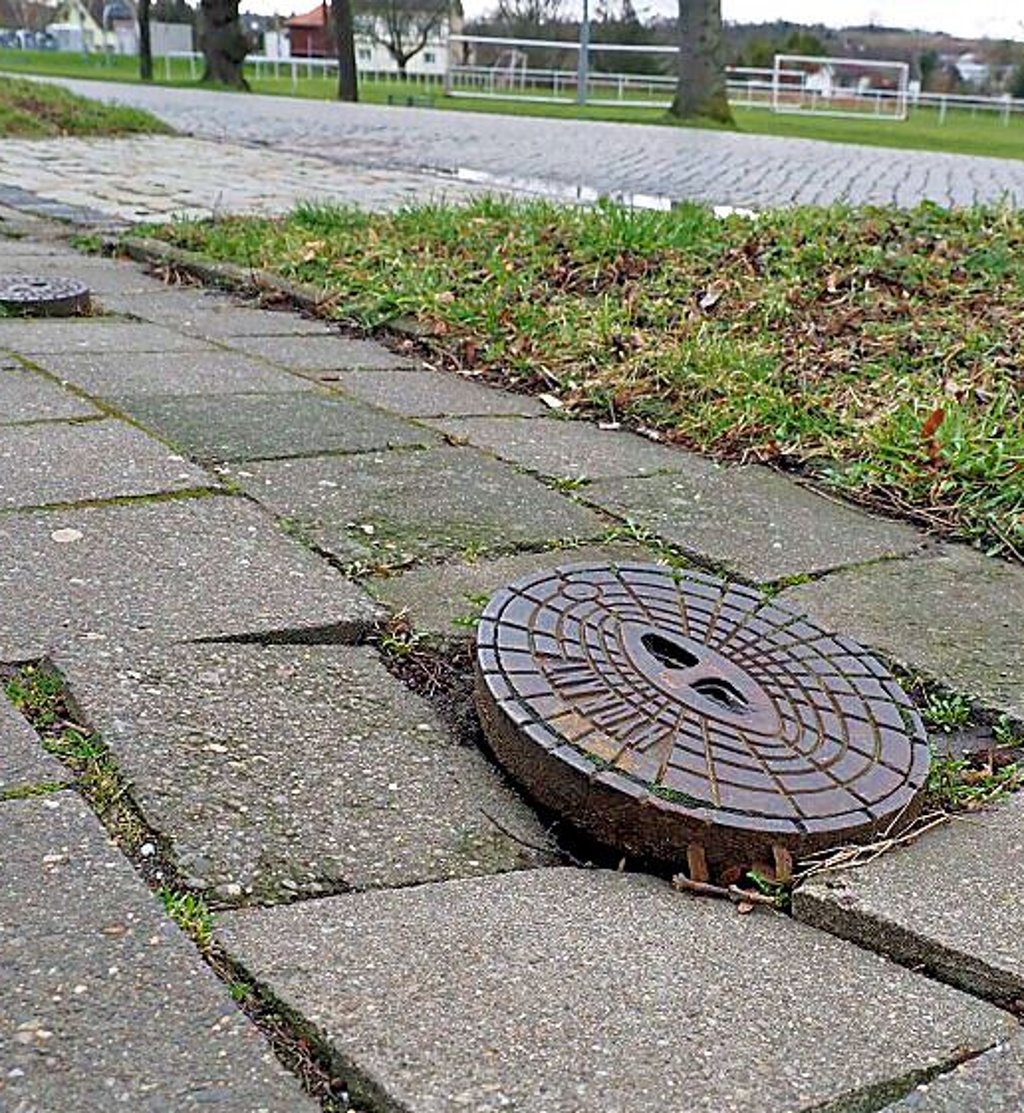 Heißt Ausbau ab 2028, dass solche Stolperfallen im Fußweg bis dahin erhalten bleiben?