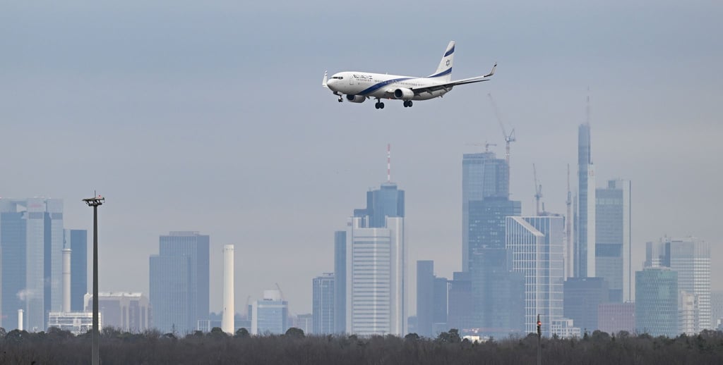 Der Flughafenbetreiber Fraport AG feiert in diesem Jahr sein 100-jähriges Bestehen.