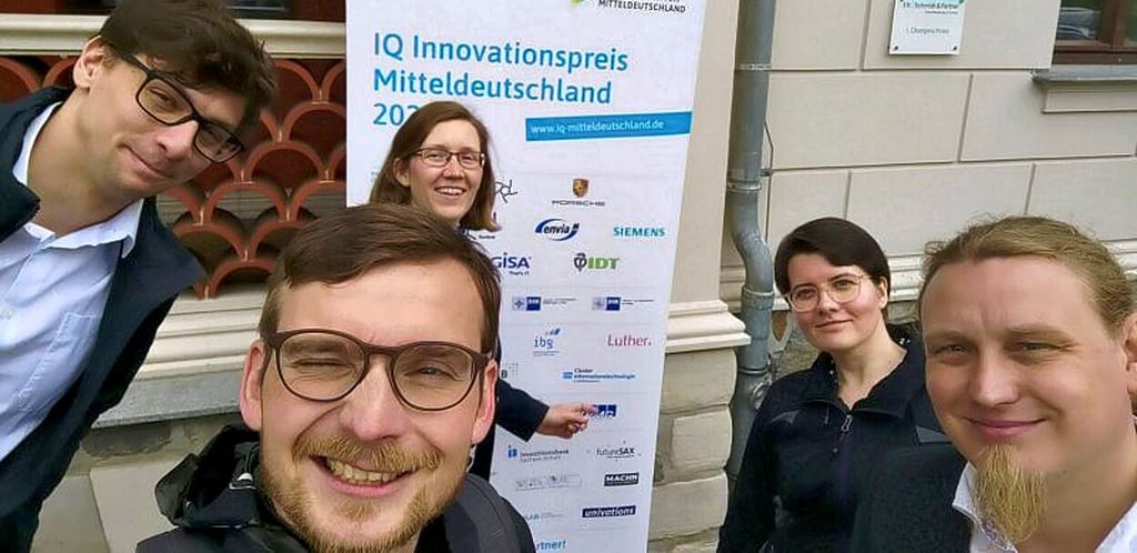 Gründungsinteressierte Forscher der Uni Magdeburg: Maximilian Kühne, Erik May, Leona Grulich, Nadia Schillreff und Julian-Benedikt Scholle.