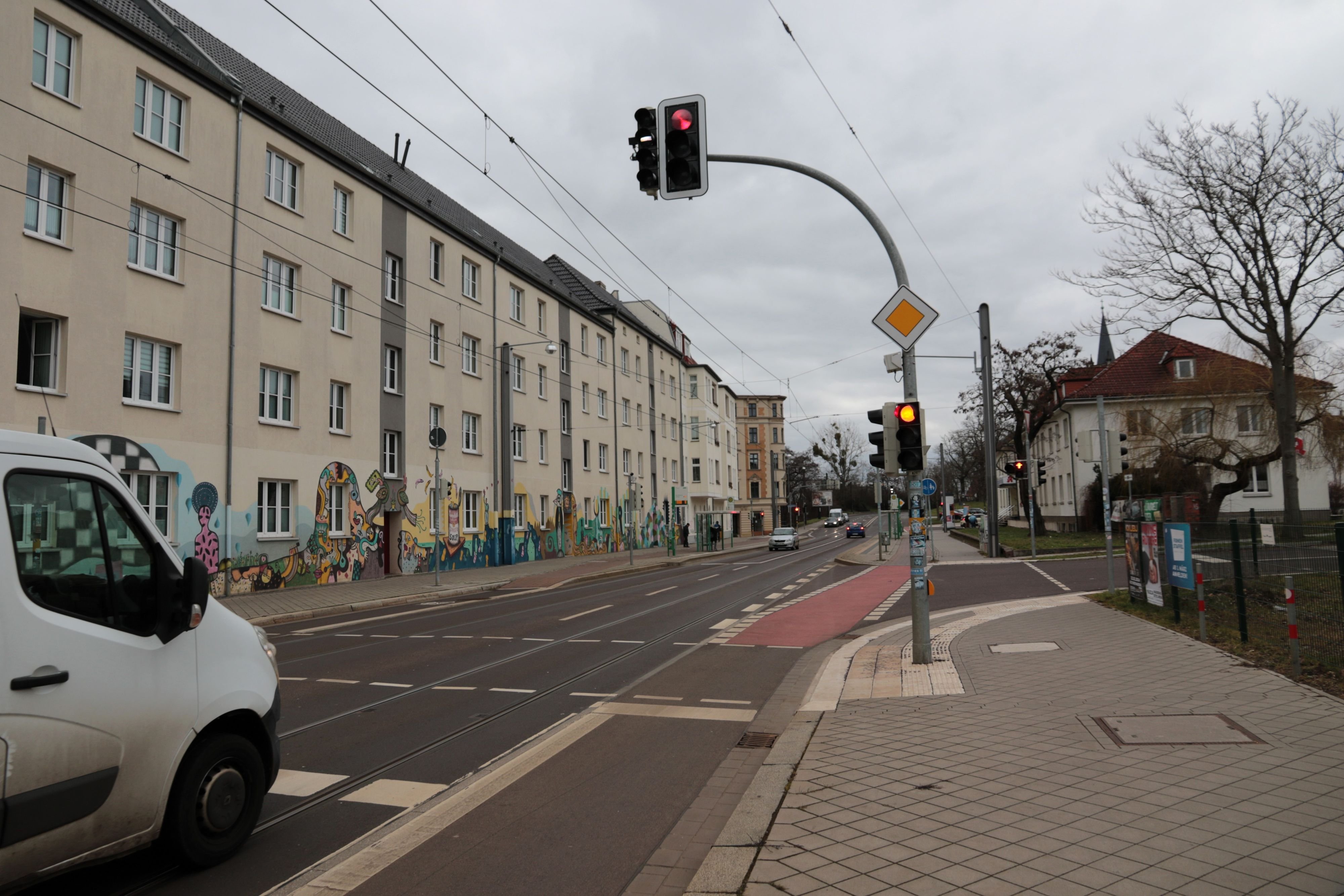 Aldi-Schließung In Magdeburg: Zufahrt Zu Discounter-Parkplatz Gesperrt ...