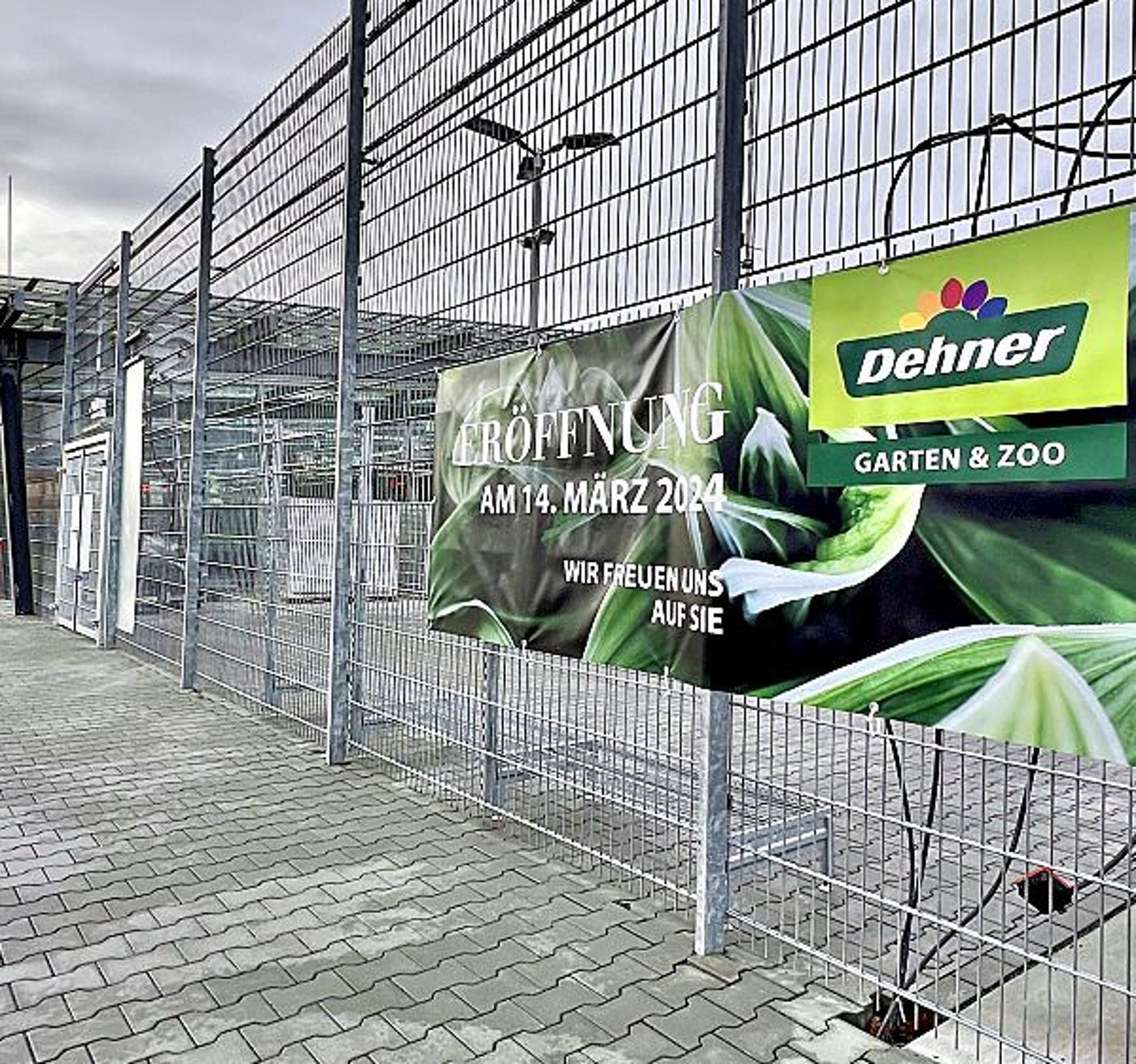 4.000 Quadratmeter Verkaufsfläche Dehner bereitet Neueröffnung in