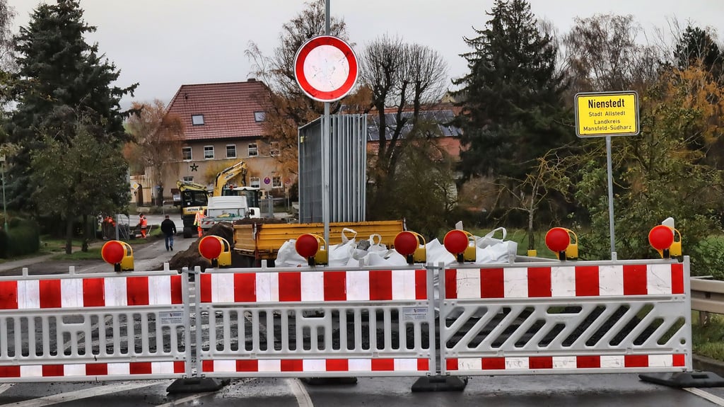 Die L222 am Ortseingang von Nienstedt wird voll gesperrt.