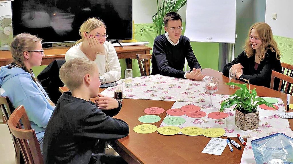 Schüler bei einem Beteiligungstreffen 2023 in Salzwedel.