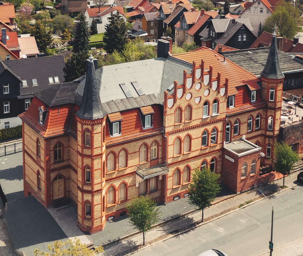 Das ehemalige Klubhaus Harzer Werke in der Blankenburger Grefestraße. Dort ist auch die Kleiderkammer der AWO untergebracht.