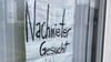 Dieses Schild ist nun im Schaufenster des Ladens zu sehen, der in der Schartauer Straße in Burg geschlossen werden soll.