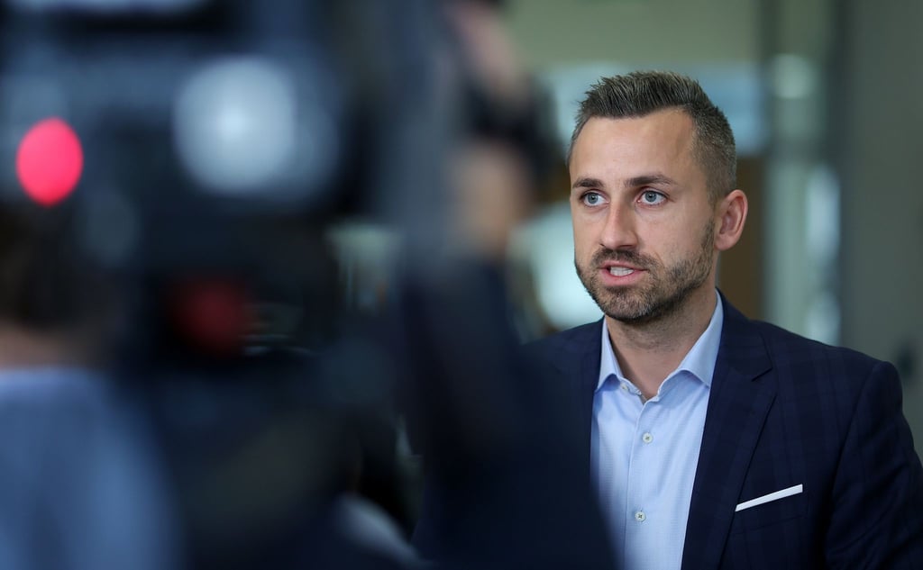 Ulrich Siegmund, Co-Fraktionsvorsitzender der AfD im Landtag, gibt ein Interview.