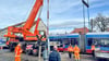 Halberstadt: Zur Bergung der zehn Tonnen schweren Straßenbahn rückte ein 70-Tonnen-Kran an.
