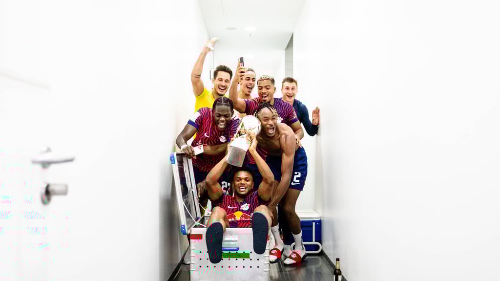 So feierten Leipzigs Spieler den Sieg im Supercup beim FC Bayern vorigen Sommer