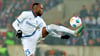 Feine Ballannahme: Der Ivorer Silas Gnaka erzielte im Hinspiel gegen Schalke 04 einen Doppelpack.