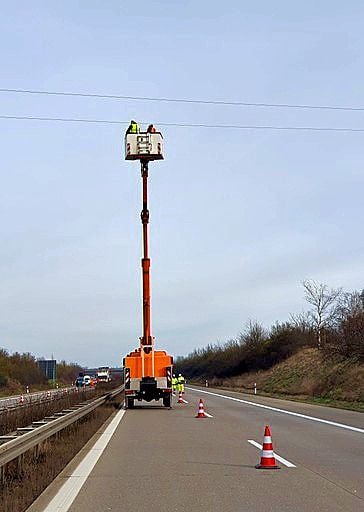 Energie und Versorgung: Stromleitung über Autobahn 14 gekappt