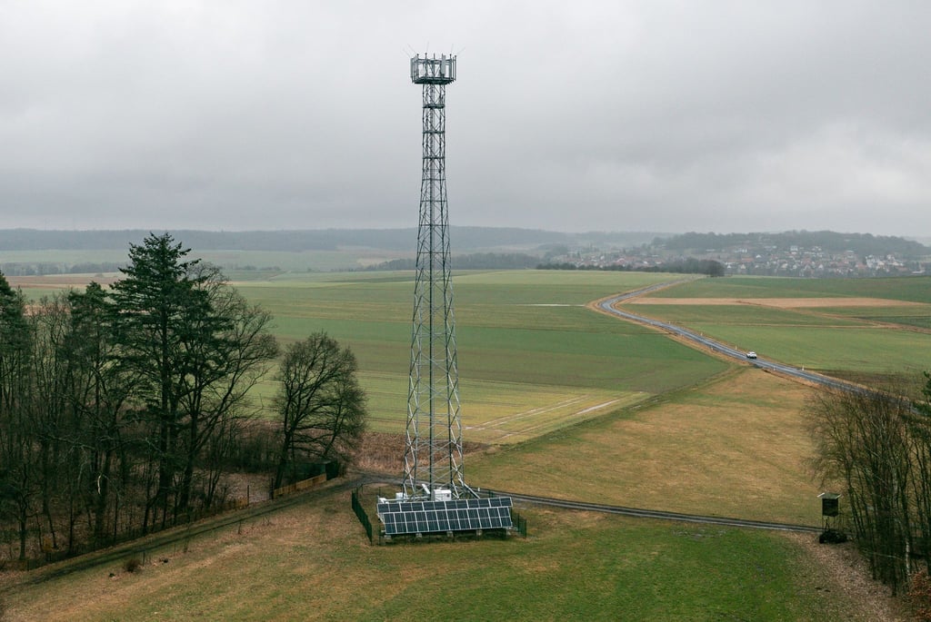 Der Sendemast von Telefónica (O2) im mittelhessischen Vogelsbergkreis.