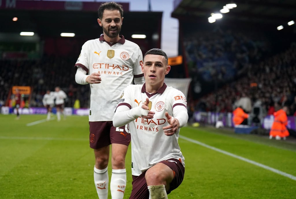 Phil Foden (r) war der Matchwinner für Manchester City.