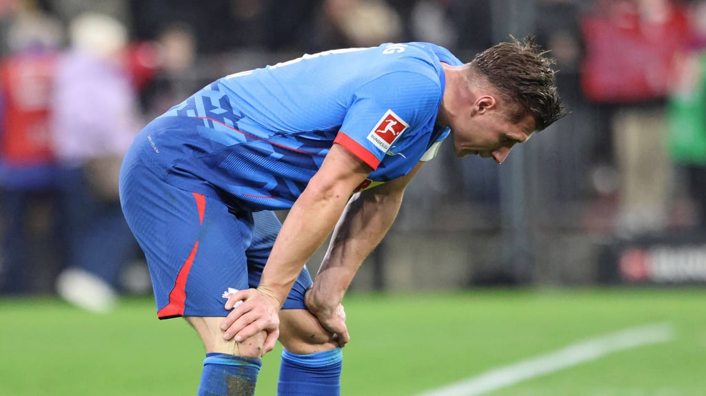 Frust bei RB-Kapitän Willi Orban nach dem Schlusspfiff.