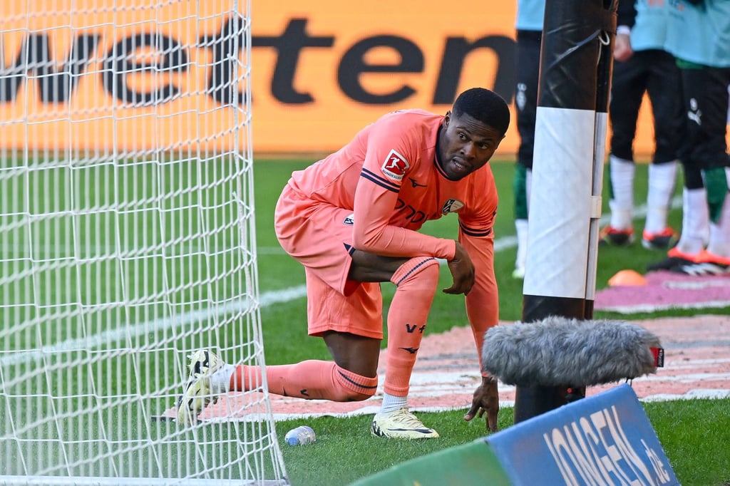 Moritz-Broni Kwarteng verlor bei seinem zweiten Startelf-Einsatz in der Bundesliga deutlich mit dem VfL Bochum gegen Borussia Mönchengladbach.