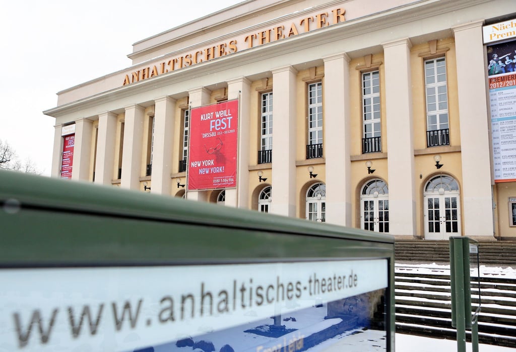 Blick auf das Anhaltische Theater in Dessau-Roßlau.