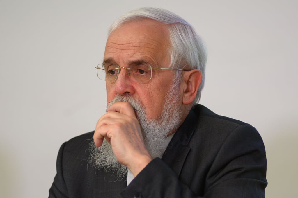 Bischof Gerhard Feige weist Kritik der AfD in Sachsen-Anhalt zurück.