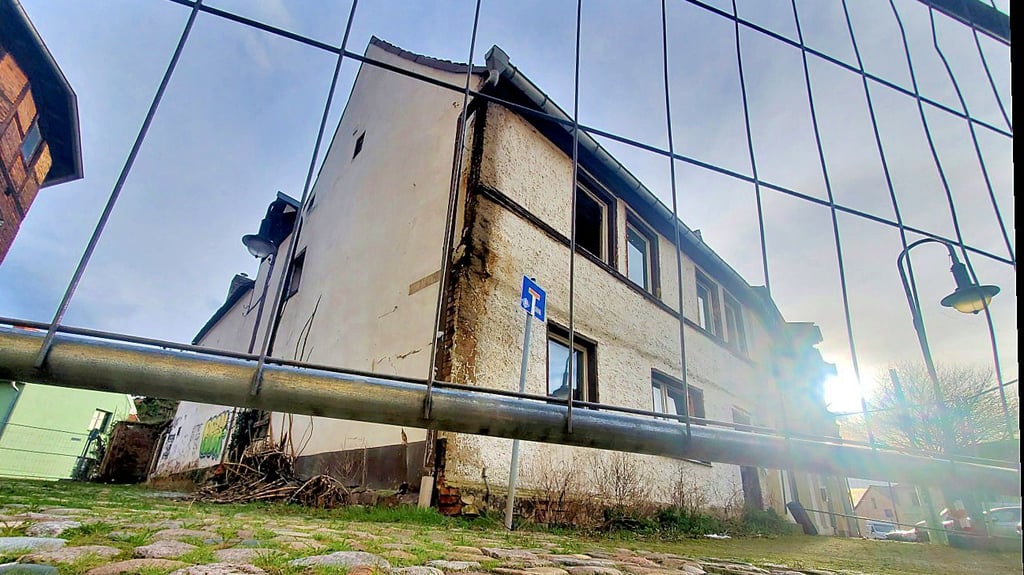Das Haus an der Friedensstraße ist nicht zu retten und wird abgerissen.