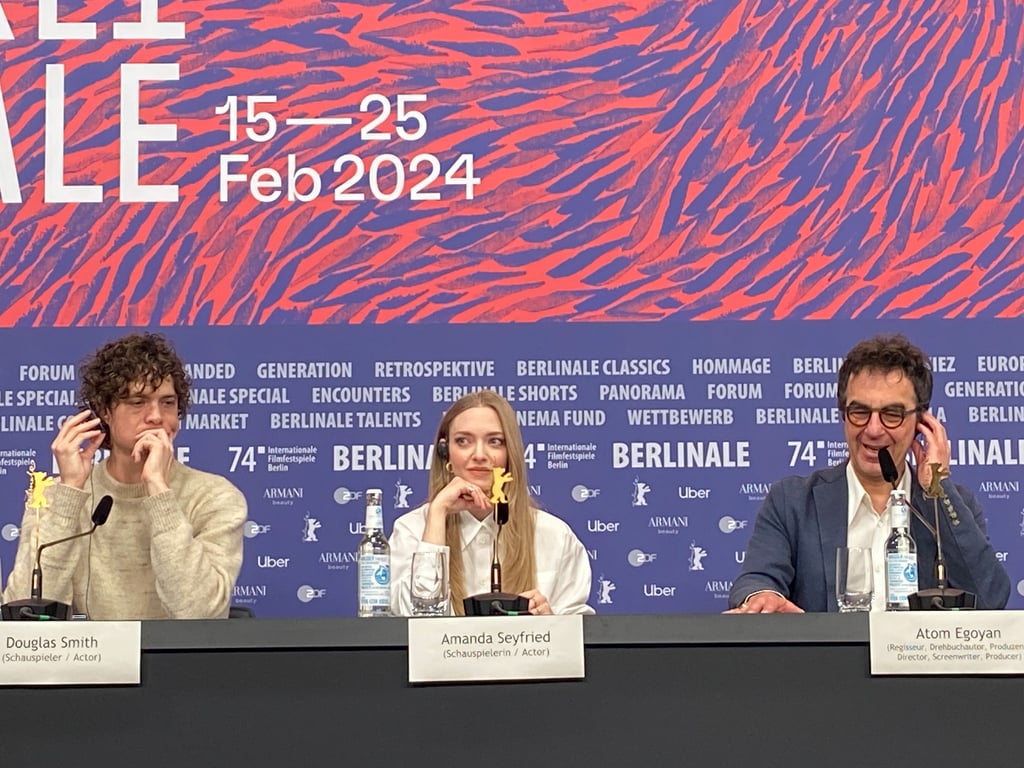 Amanda Seyfried stellte mit Regisseur Atom Egoyan bei der Berlinale den kanadischen Film "Seven Veils" vor