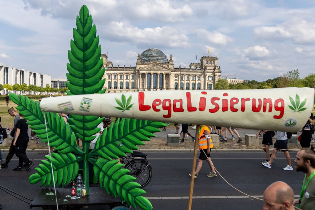 Sie haben ihr Ziel erreicht: Teilnehmer einer Demonstration für die Legalisierung von Cannabis in Berlin