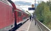 Die Regionalbahn 40, die auch in Möser, Gerwisch und Biederitz  hält,  bekommt mit  Fahrplanumstellung im Dezember an den Wochenenden einen Stundentakt .