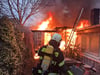 Die Freiwillige Feuerwehr Burg wurde am Dienstagnachmittag zu einem Laubenbrand in Burg-Nord gerufen.