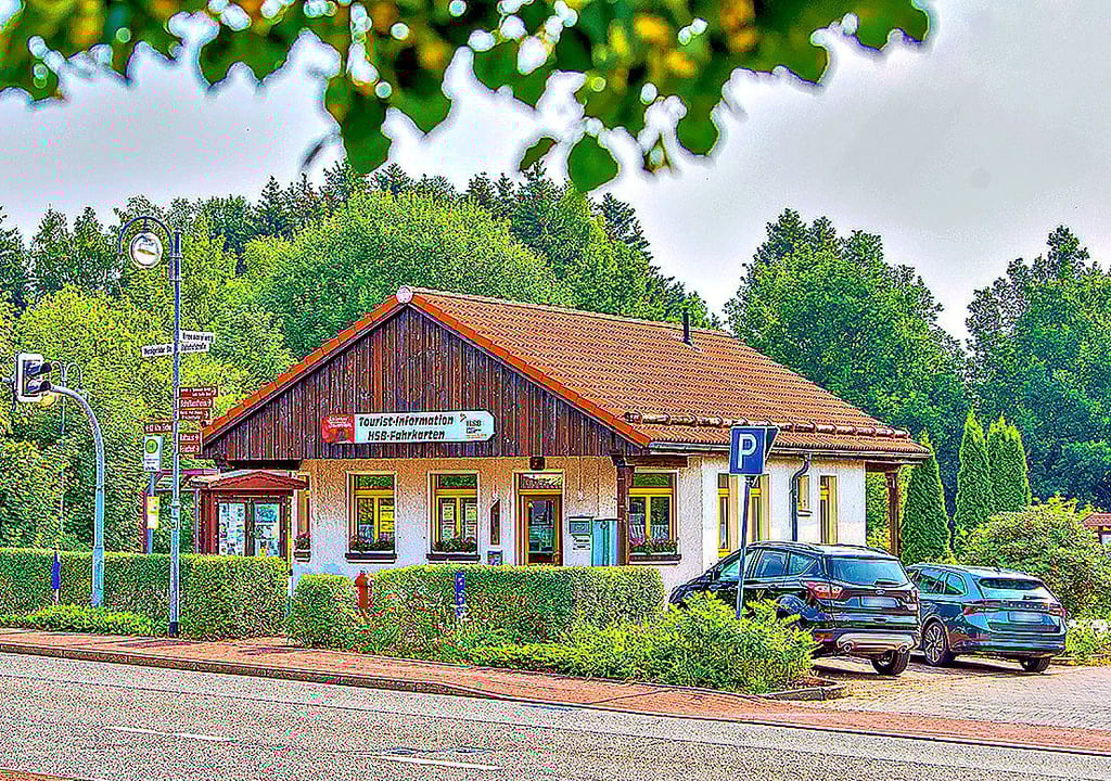 Verschiedene Interventionen konnten nichts am Beschluss ändern, die Tourist-Info in Benneckenstein ab heute zu schließen. Für die Vermieter wird eine Alternative angeboten.