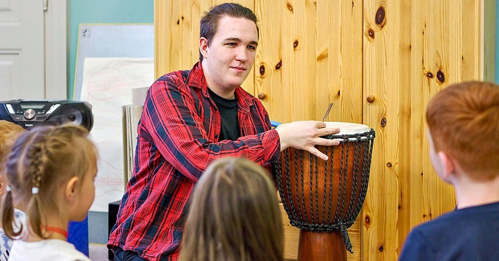 Das Kreativitätszentrum feierte im vergangenen Jahr sein 30-jährigesJubiläum. Marcus Brauer ist neu im Team und arbeitet als pädagogischer Mitarbeiter.