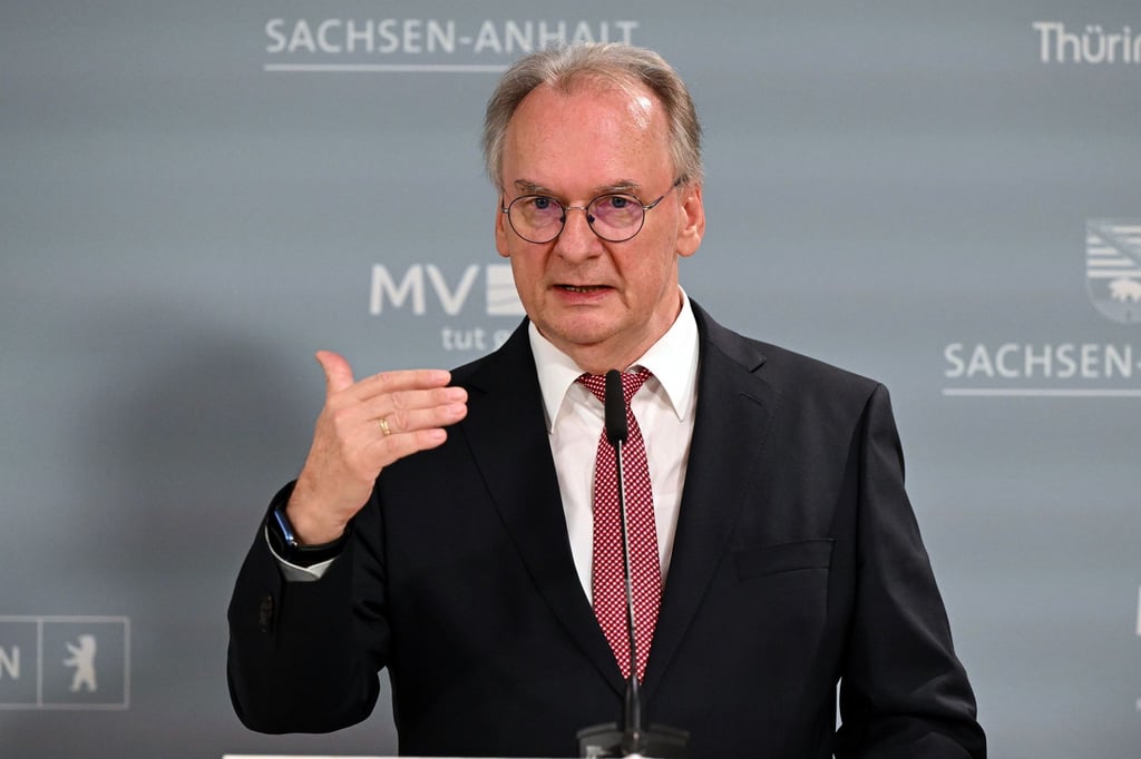 Reiner Haseloff (CDU), Ministerpräsident von Sachsen-Anhalt, während einer Pressekonferenz.