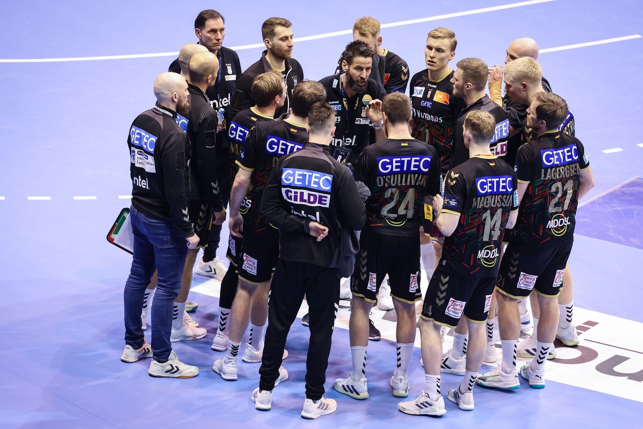 Handball-Champions League: SC Magdeburg Siegt Im Spitzenspiel Gegen FC ...