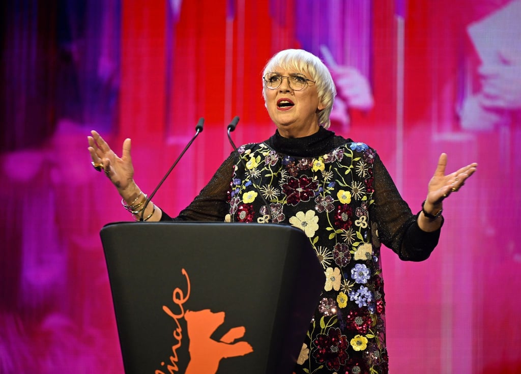 Claudia Roth, Kulturstaatsministerin, spricht am Eröffnungsabend der Berlinale.