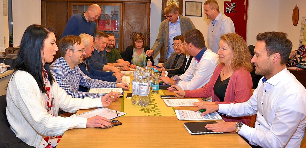 Treffpunkt ist Birgit Wasserthals Büro. Hier gründen Frauen und Männer aus dem Sülzetal die Wählervereinigung „Gemeinsam für Sülzetal“.