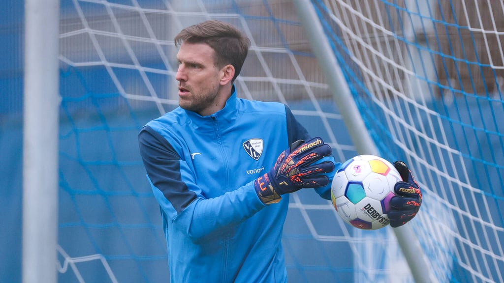 Für Andreas Luthe vom VfL Bochum ist die Partie gegen RB Leipzig am Samstag ein besonderes Spiel - und zugleich der erste Einsatz seit einem halben Jahr.