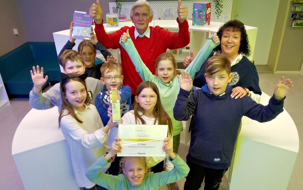 Großer Jubel an der Grundschule „Ernst Sonntag“. Die Lehranstalt hat sich den 2. Platz beim Deutschen Lesepreis geholt.