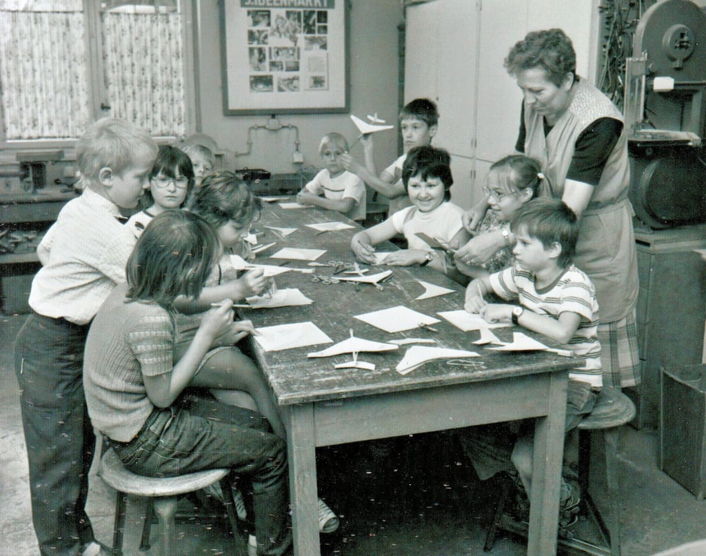 Diese Aufnahme stammt aus dem Jahr 1987, als die Station Junger Naturforscher ud Techniker in Zeitz noch voll in Betrieb war.
