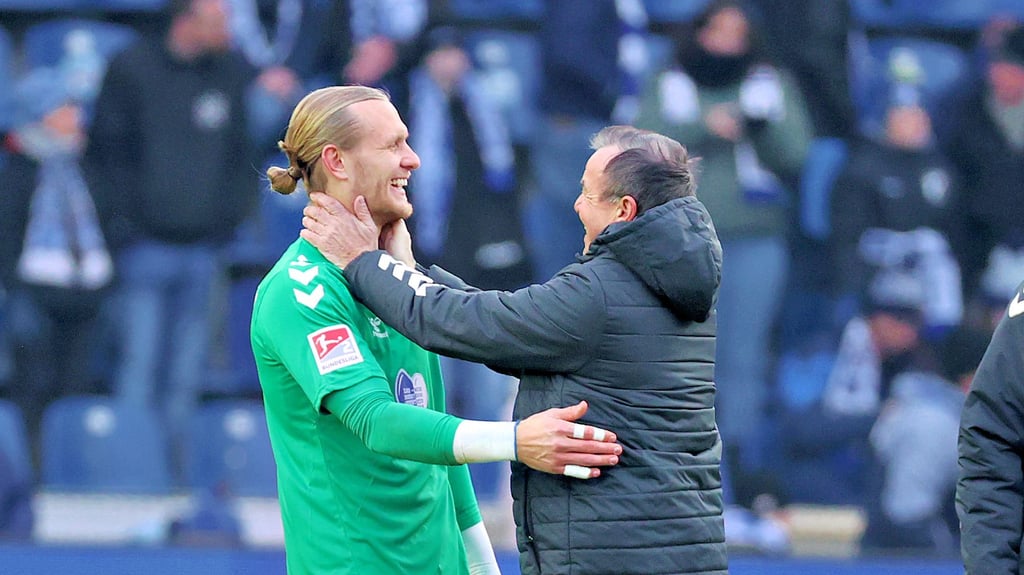 Freude über die Verbesserungen: Sportchef Otmar Schork konnte Dominik Reimann in der Rückserie schon viermal zur gehaltenen Null gratulieren.