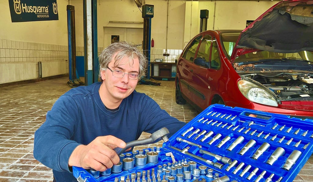 Philipp Röhr hat in Baalberge eine Selbsthilfewerkstatt eröffnet.