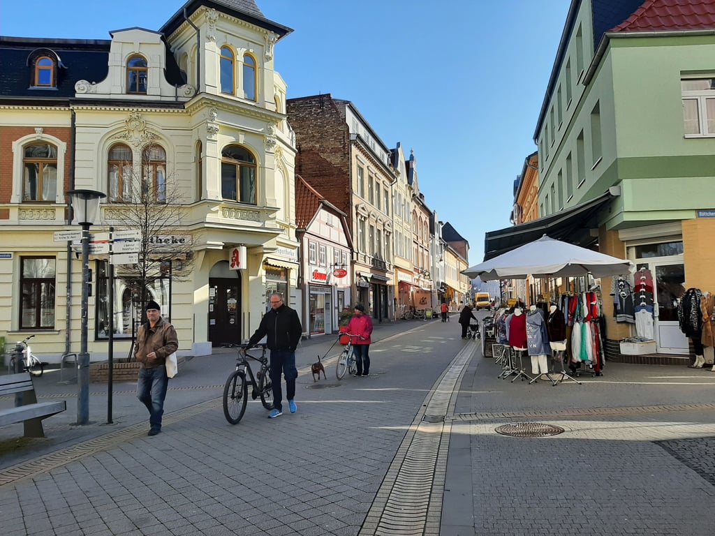 Ein Blick in die Schartauer Straße in Burg.
