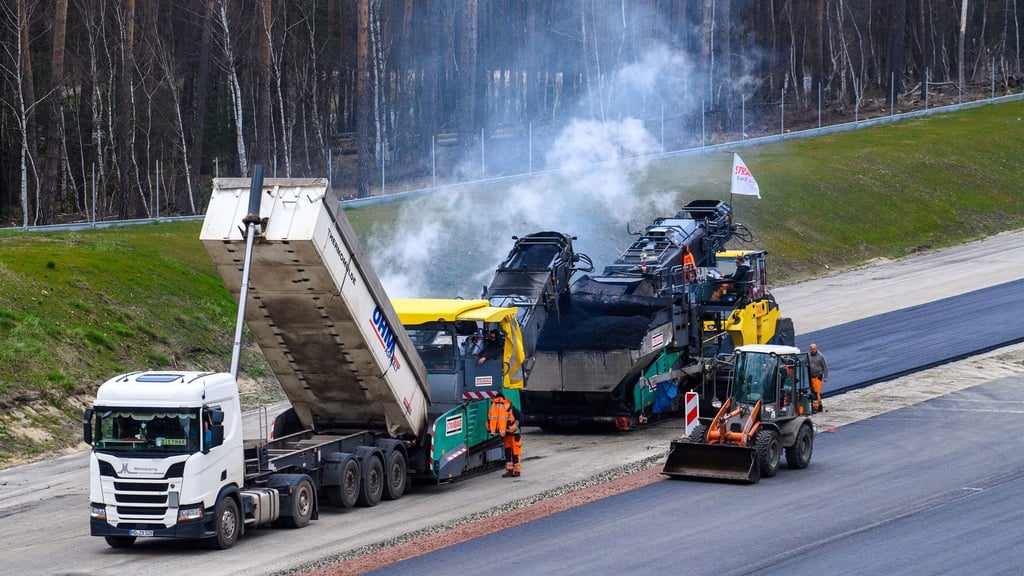 Die Pläne zum letzten Autobahnabschnitt der A14-Nordverlängerung zwischen Magdeburg und Schwerin sind fertig.