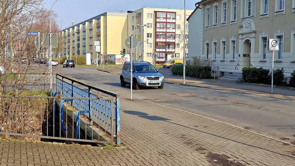 Die Burgstraße wird im Bereich der Loberbrücke ab Montag zur Einbahnstraße Richtung Ratswall.